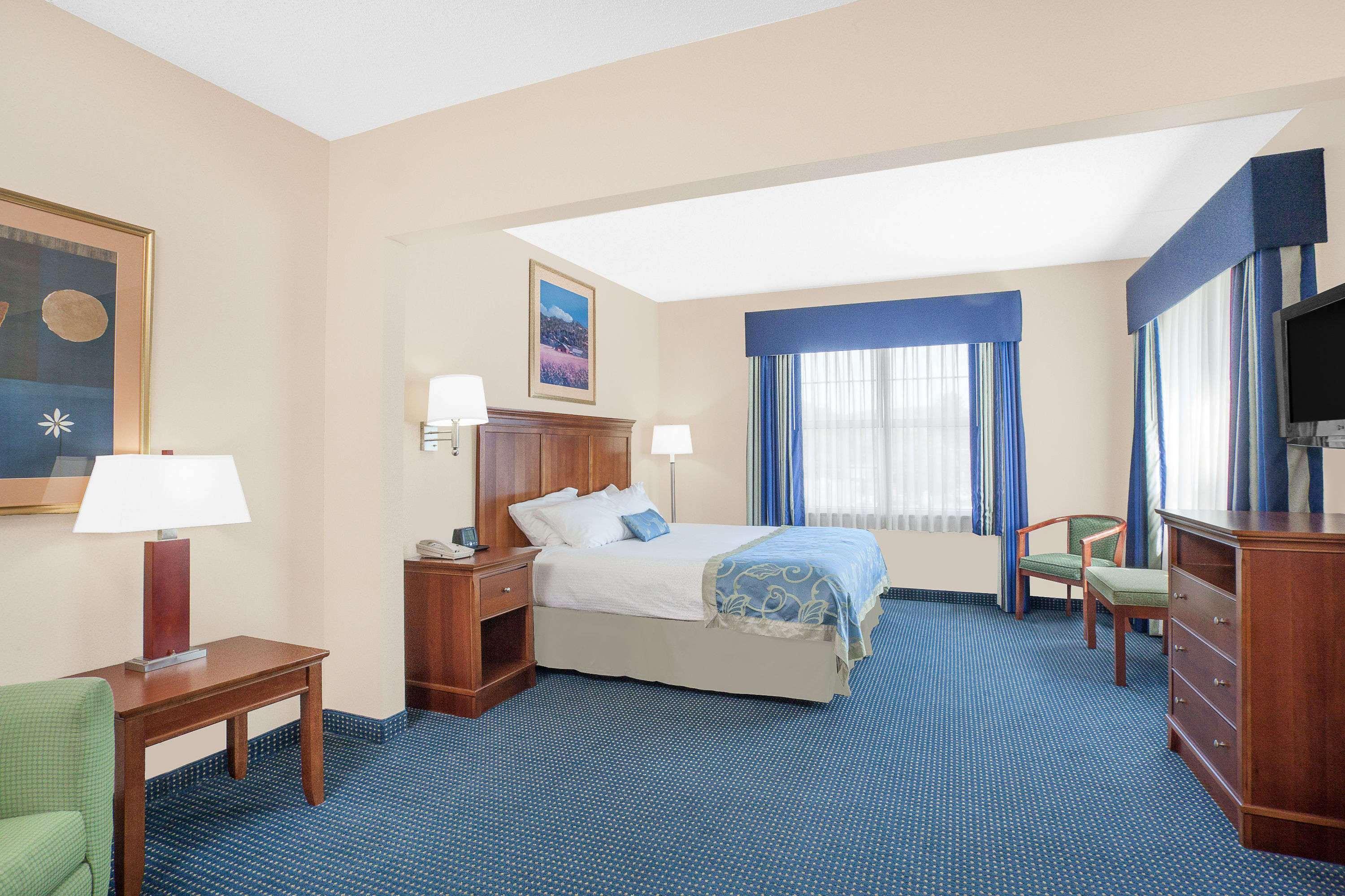 Hotel Wingate By Wyndham 3*